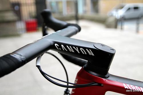 First look: Canyon Aerocockpit CF integrated handlebar | road.cc